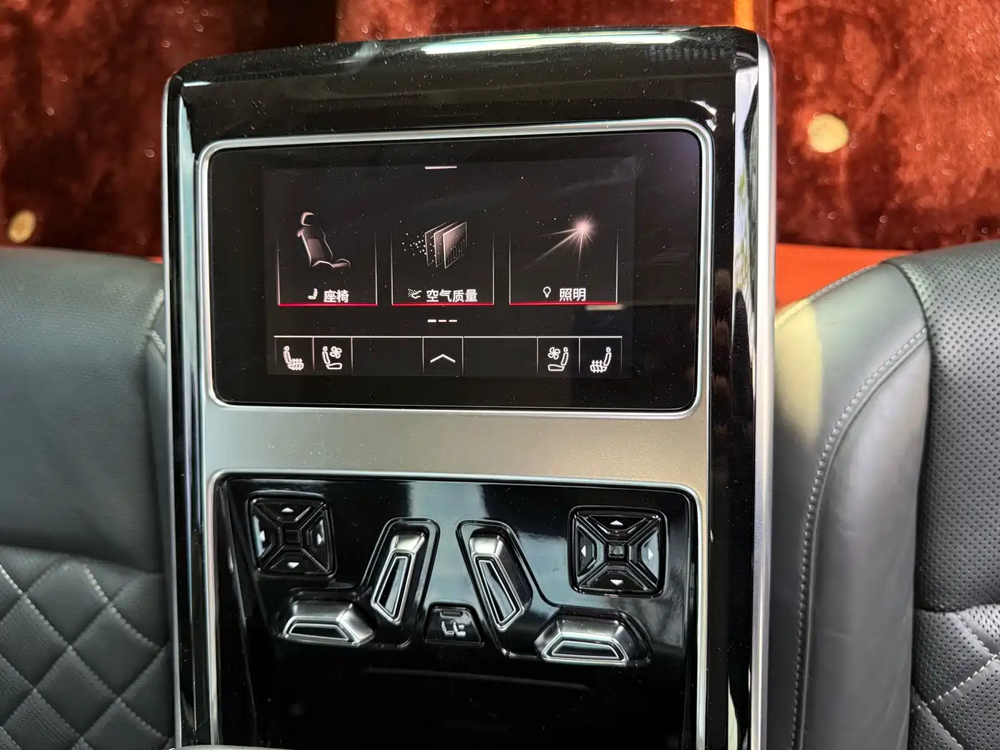 Audi A8 2023 A8L 50 TFSI quattro Premium фото 6