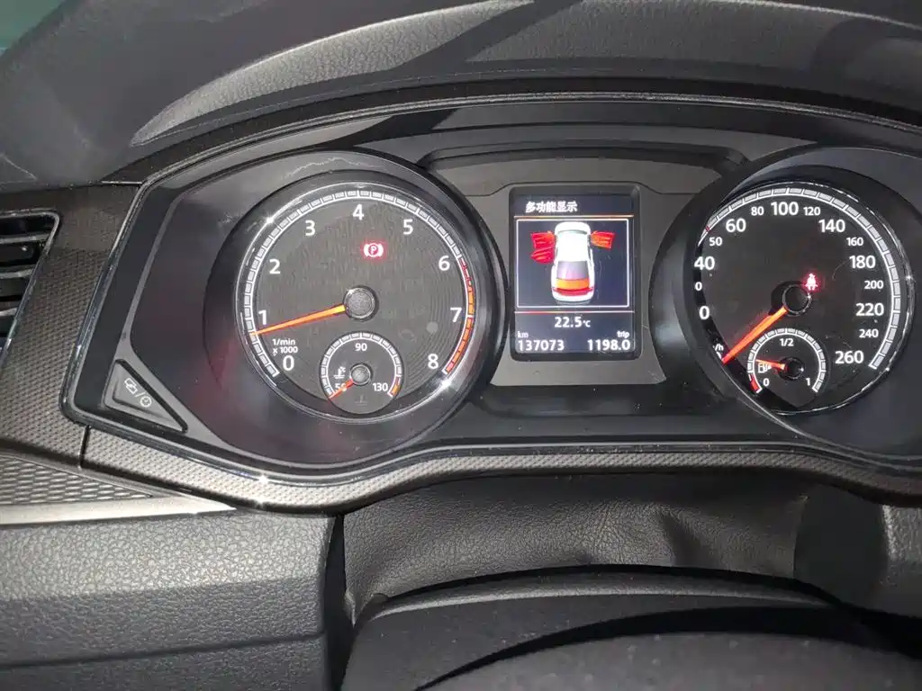 Volkswagen Passat 2016 330TSI DSG Executive Edition фото 9