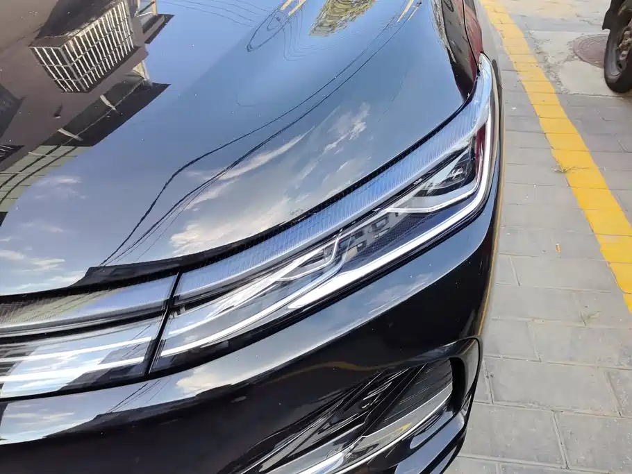 Geely Galaxy Galaxy A7 2025 2025 EM-i 70km Luxury Edition