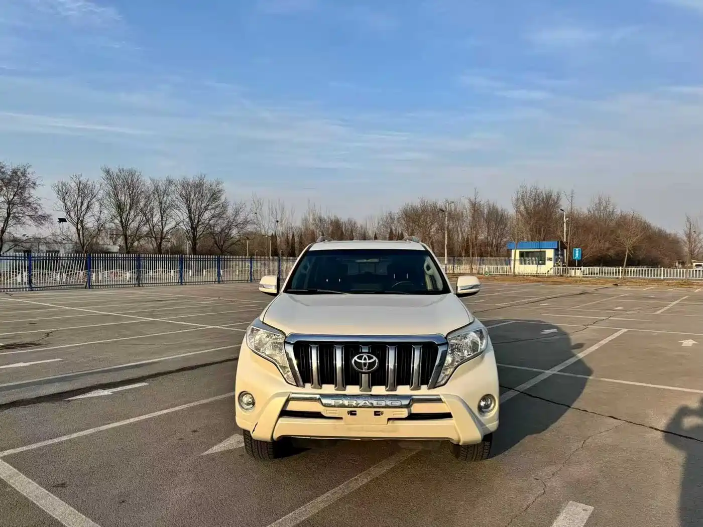 Toyota Prado 2016 2.7L Auto Luxury Edition фото 2