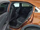 Photo 11 - Cadillac XT4