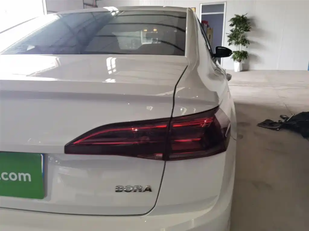 Volkswagen Bora 2019 Facelift 1.5L Manual Fashion China VI фото 8