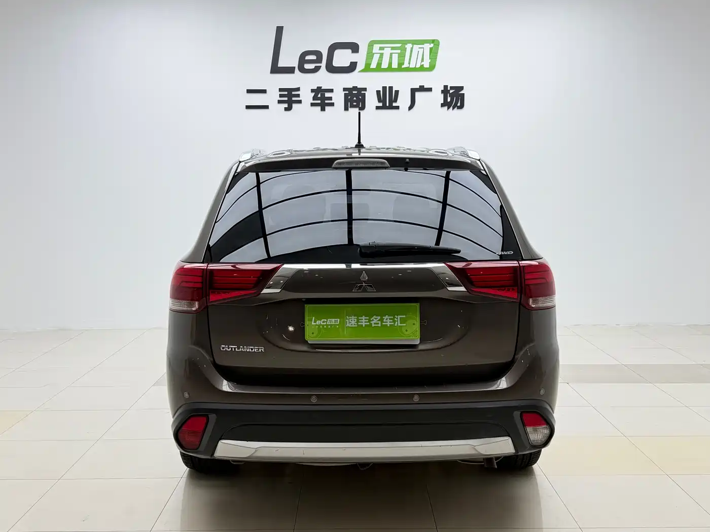 Mitsubishi Outlander (Import) 2016 2016 2.4L 4WD Elite 5-seater