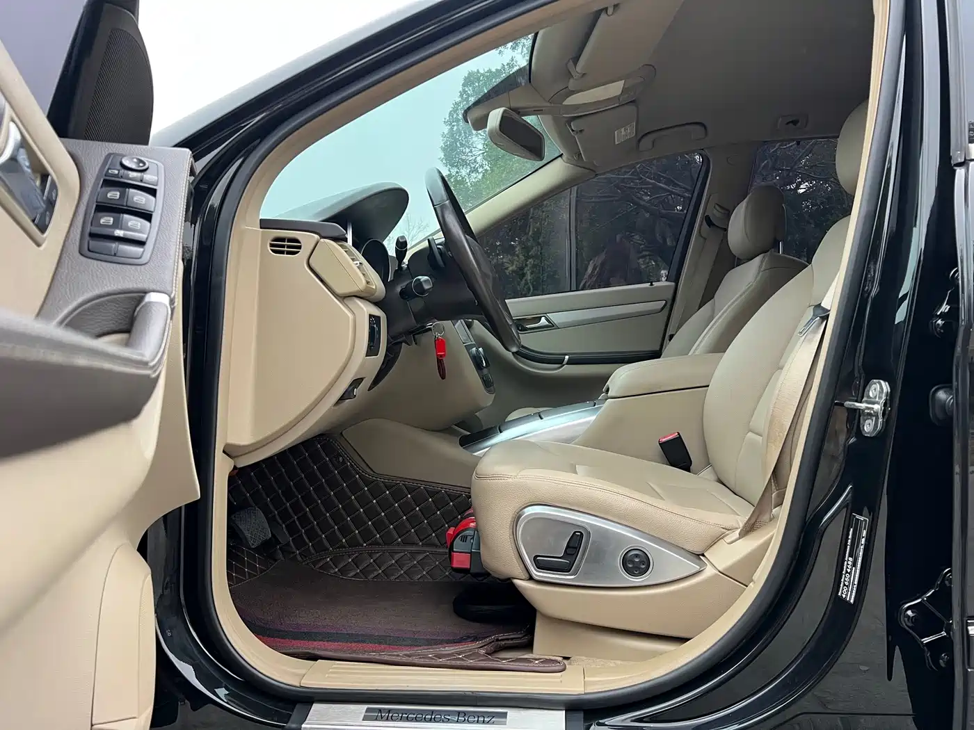 Mercedes-Benz R-Class 2011 R 300 L Business Class фото 8