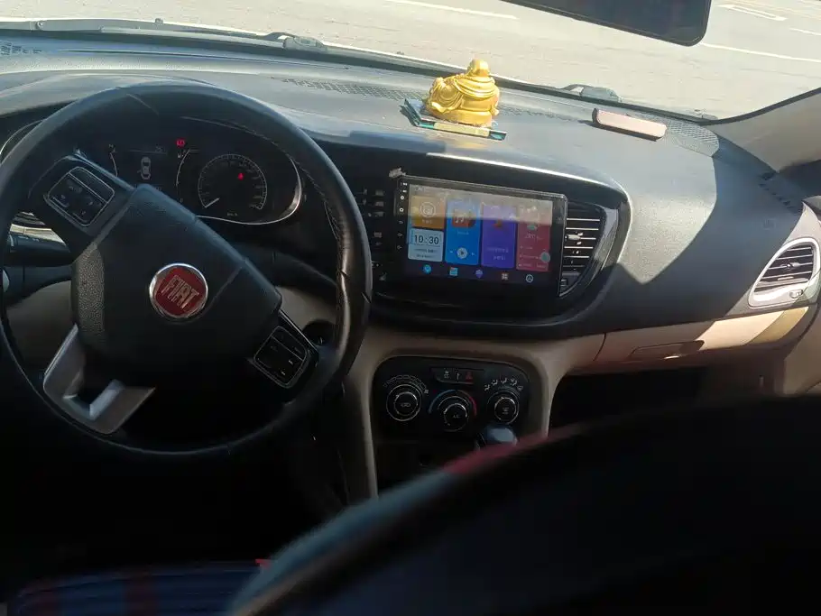 Fiat Viaggio 2014 2012 1.4T Auto Comfort Edition