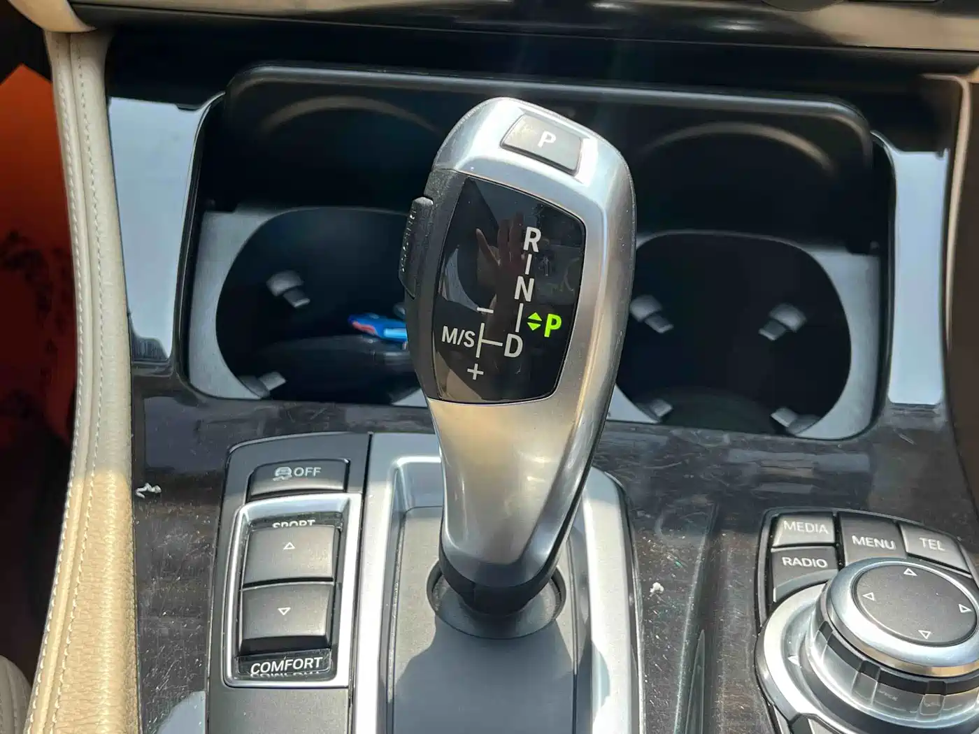 BMW 5 Series 2014 525Li Leading фото 8