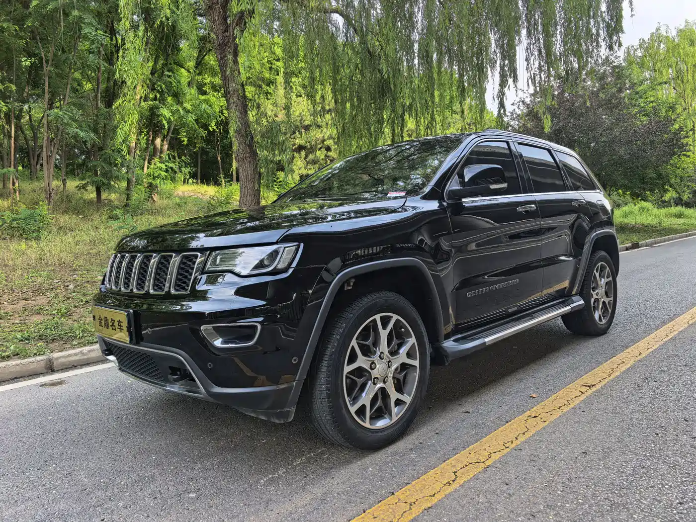 JEEP GRAND CHEROKEE (IMPORTED)
