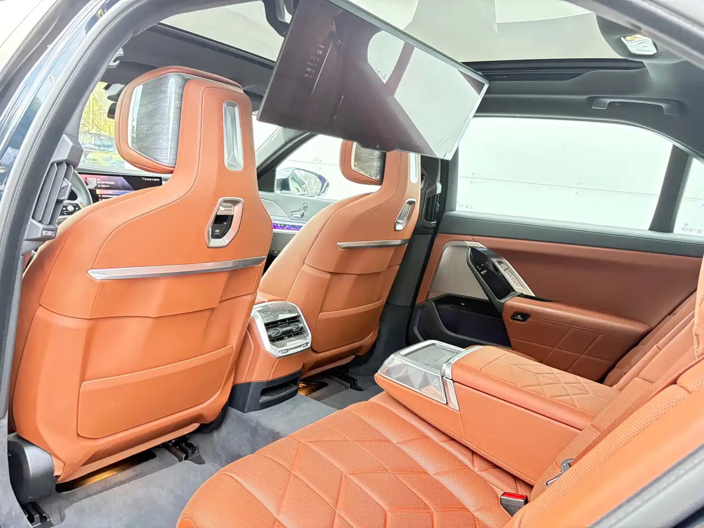 2025 BMW i7