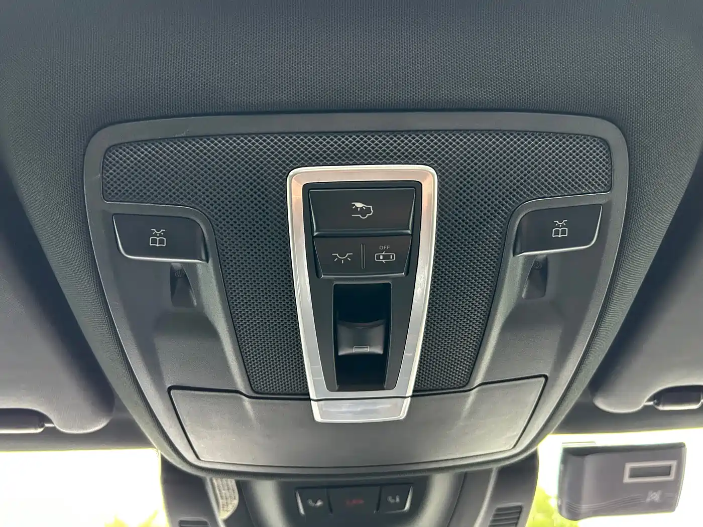 Mercedes-Benz GLE 2019 GLE 320 4MATIC Luxury Collector's Edition фото 12