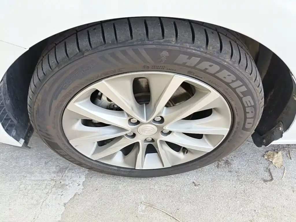 Buick GL6 2023 2021 323T Mild Hybrid Connected Luxury