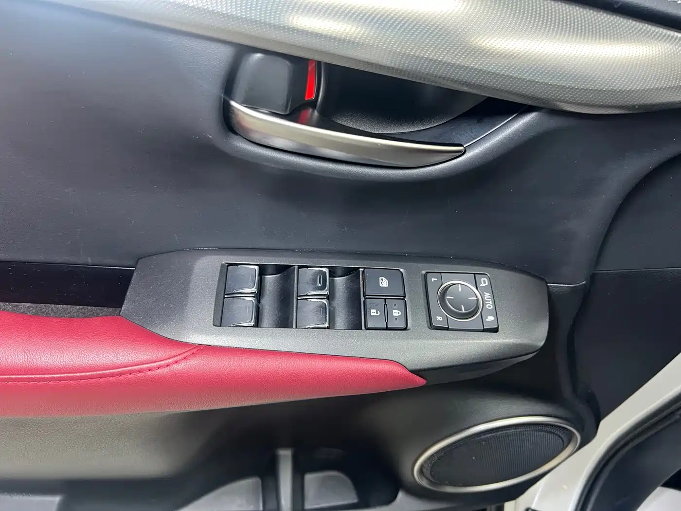 Lexus NX 2020 200 AWD F Sport China V фото 7