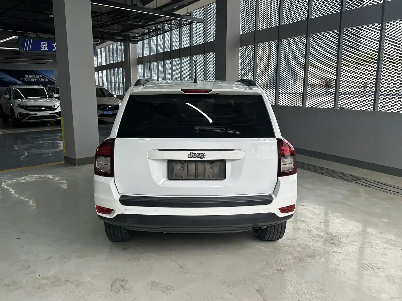 Jeep Compass (Import) 2015 2014 Facelift 2.0L 2WD Progressive Edition