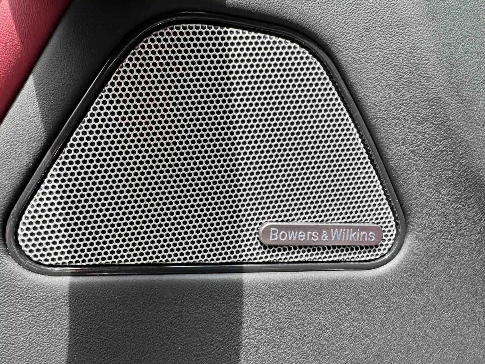 Фото 18 - Maserati Levante