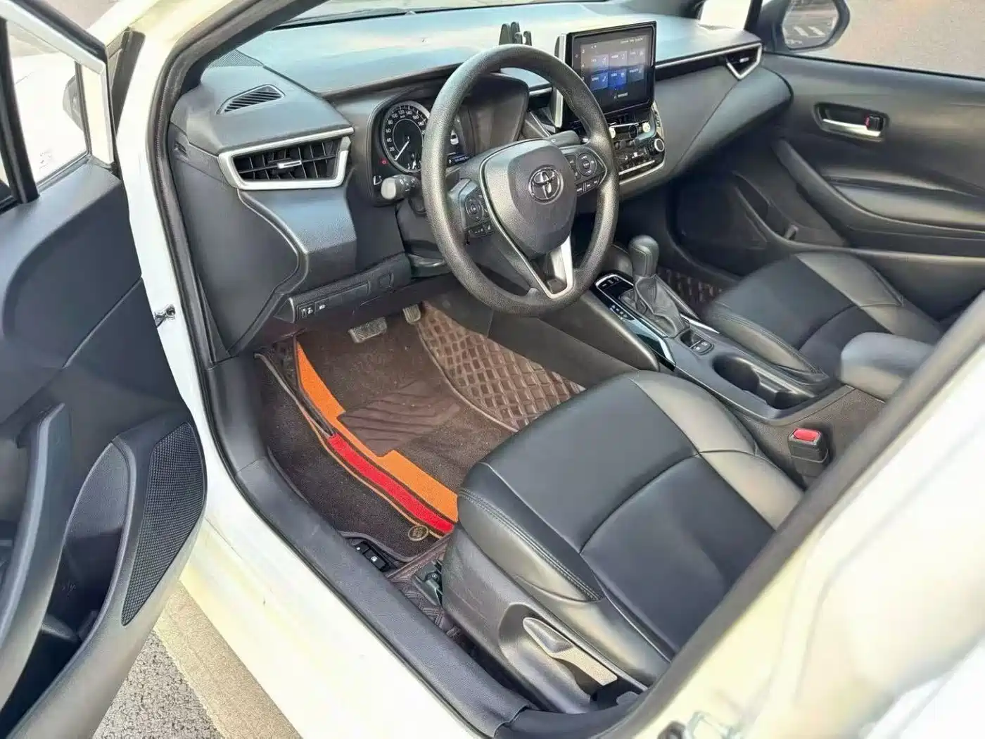 Toyota Levin 2024 185T CVT Luxury Edition фото 8