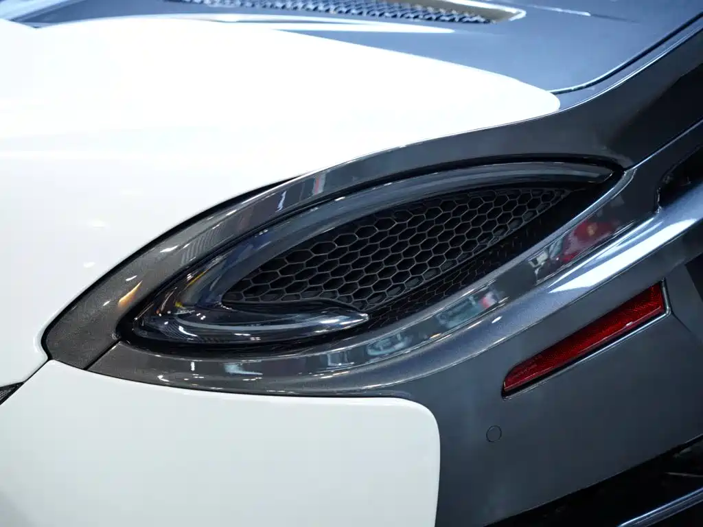 Фото 5 - McLaren 570