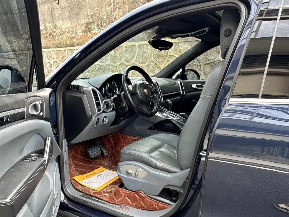 Porsche Cayenne 2011 Cayenne 3.0T фото 13
