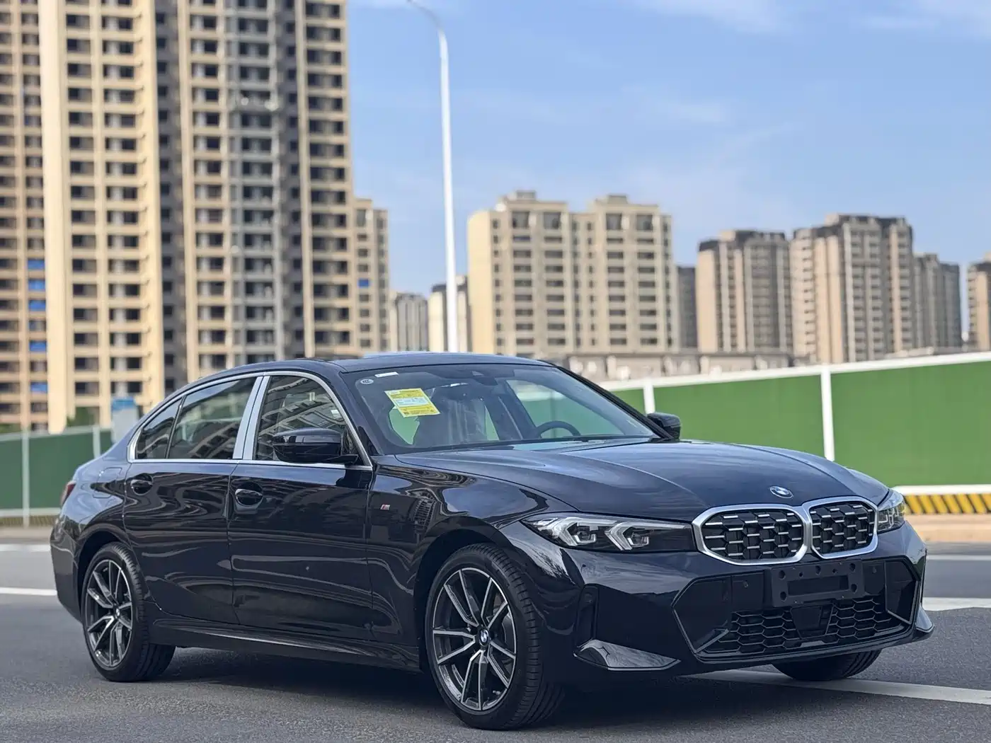 BMW 3 Series 2026 325i M Sport Package фото 3