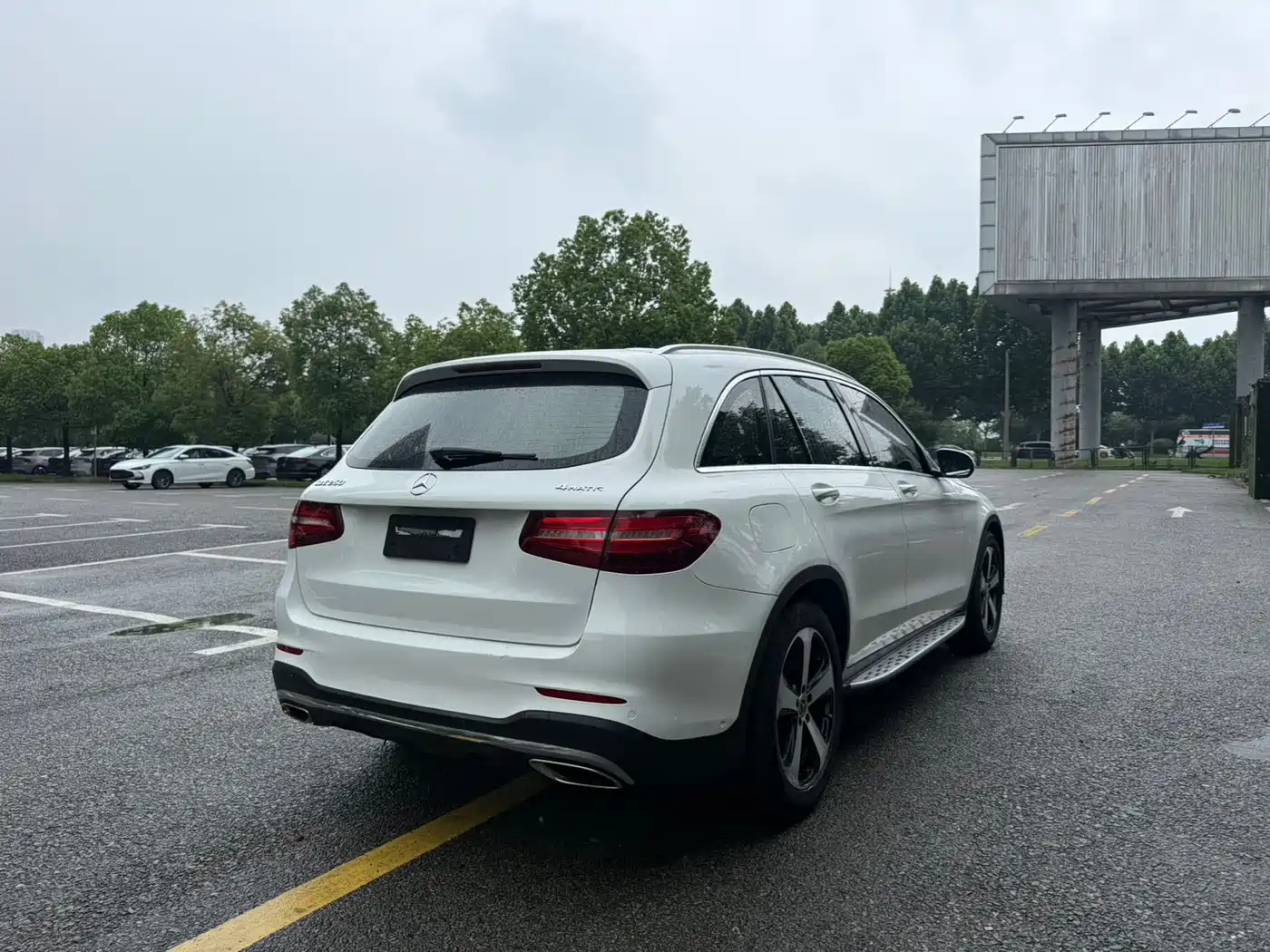 Mercedes-Benz GLC 2018 GLC 260 4MATIC Luxury фото 10