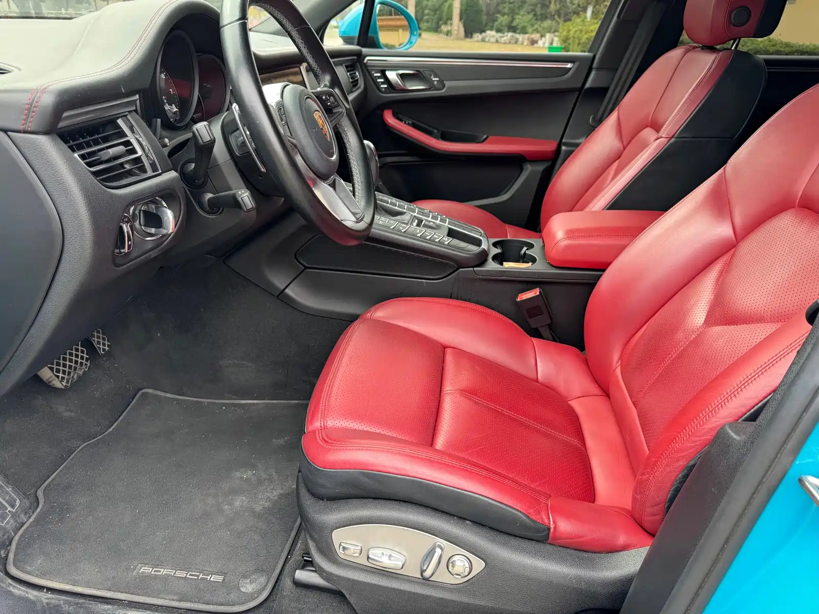 Фото 4 - Porsche Macan