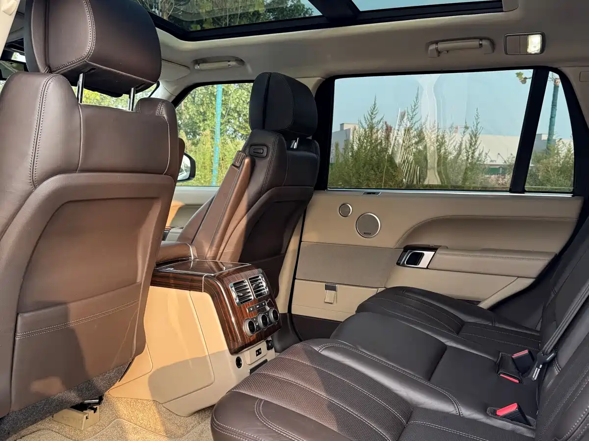 Land Rover Range Rover 2016 2016 3.0 SC V6 Vogue LWB