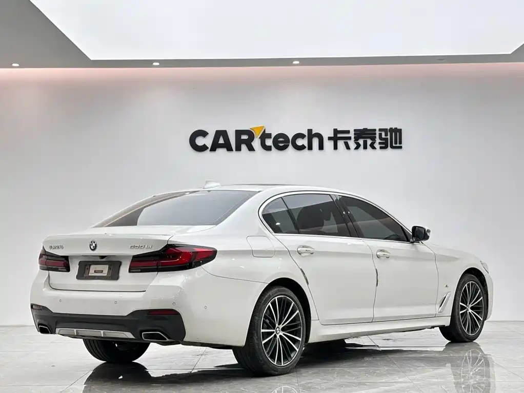 BMW 5 Series, миниатюра 5