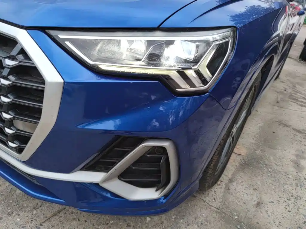 Фото 24 - Audi Q3
