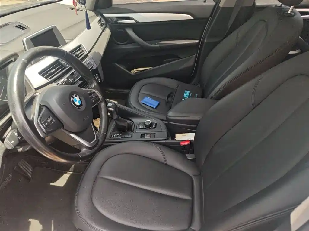 BMW X1 2016 sDrive18Li Fashion Model фото 8