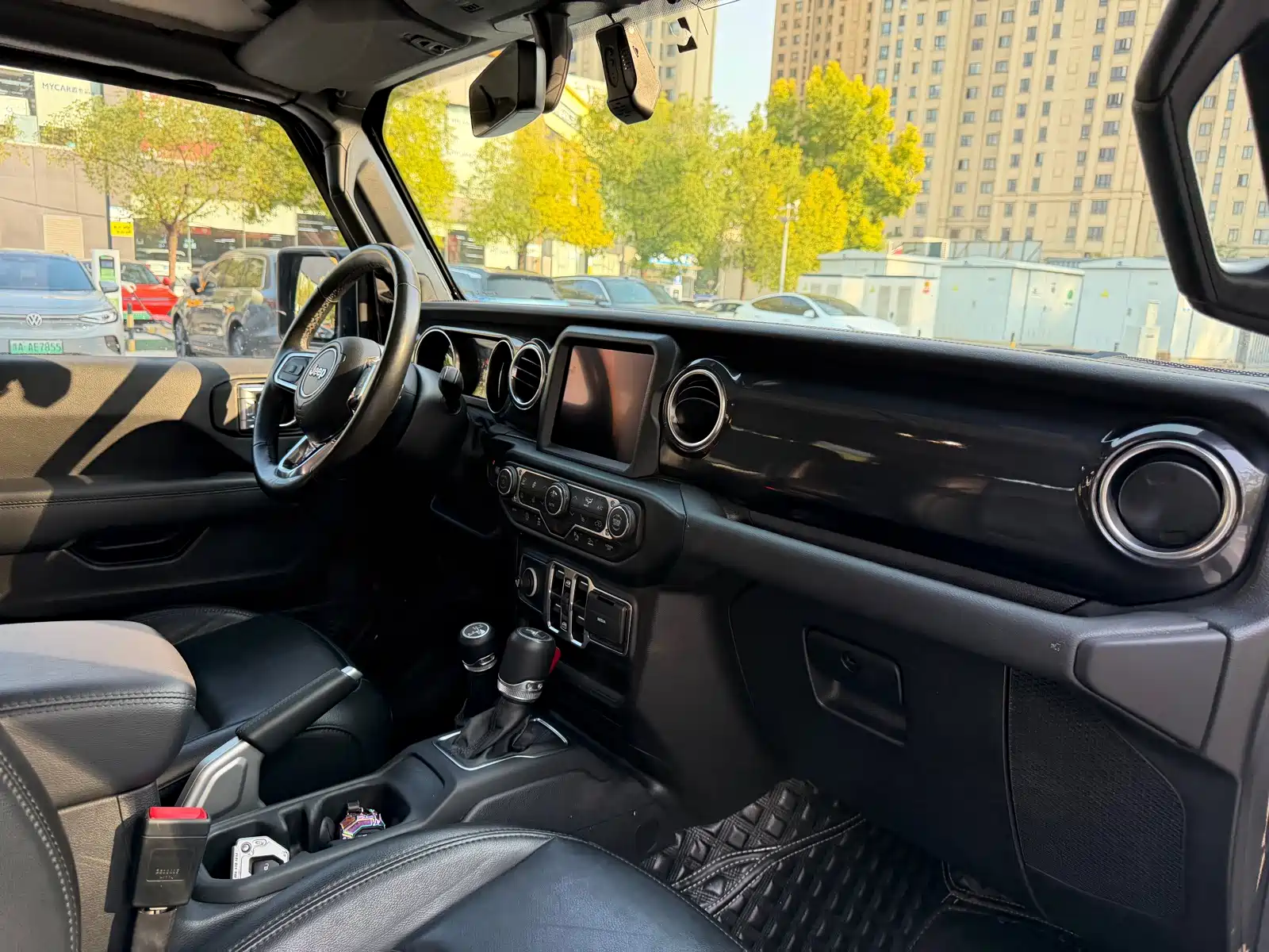 Фото 13 - Jeep Wrangler