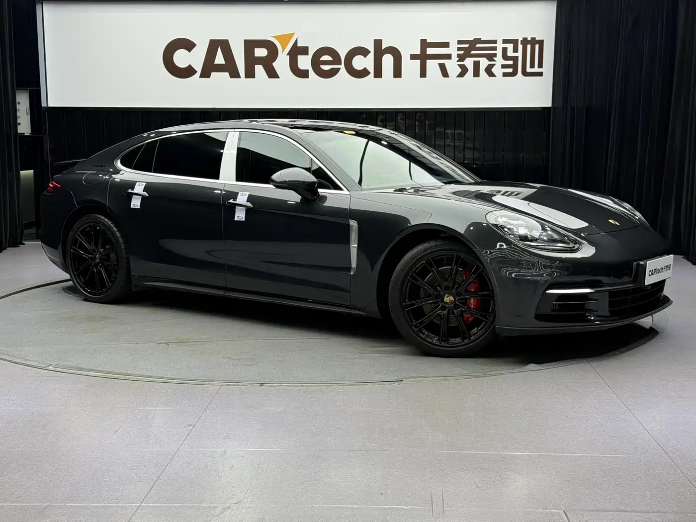 Porsche Panamera 2019 Panamera 4 Executive Long Wheelbase 2.9T фото 2
