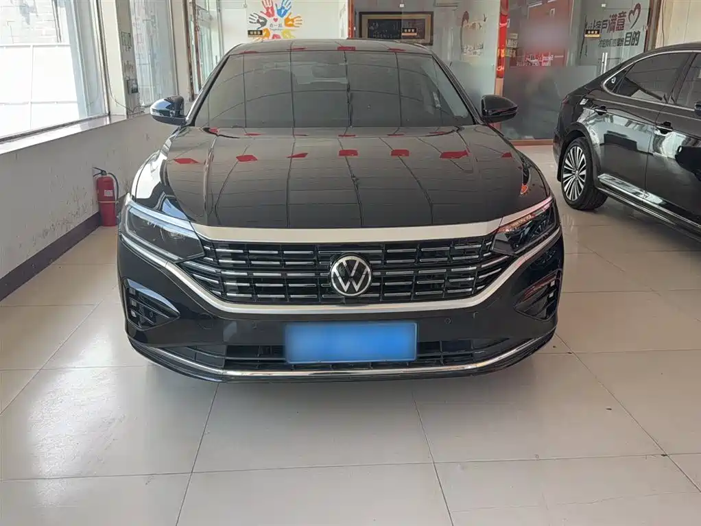 Volkswagen Passat 2023 330TSI Elite Edition фото 7