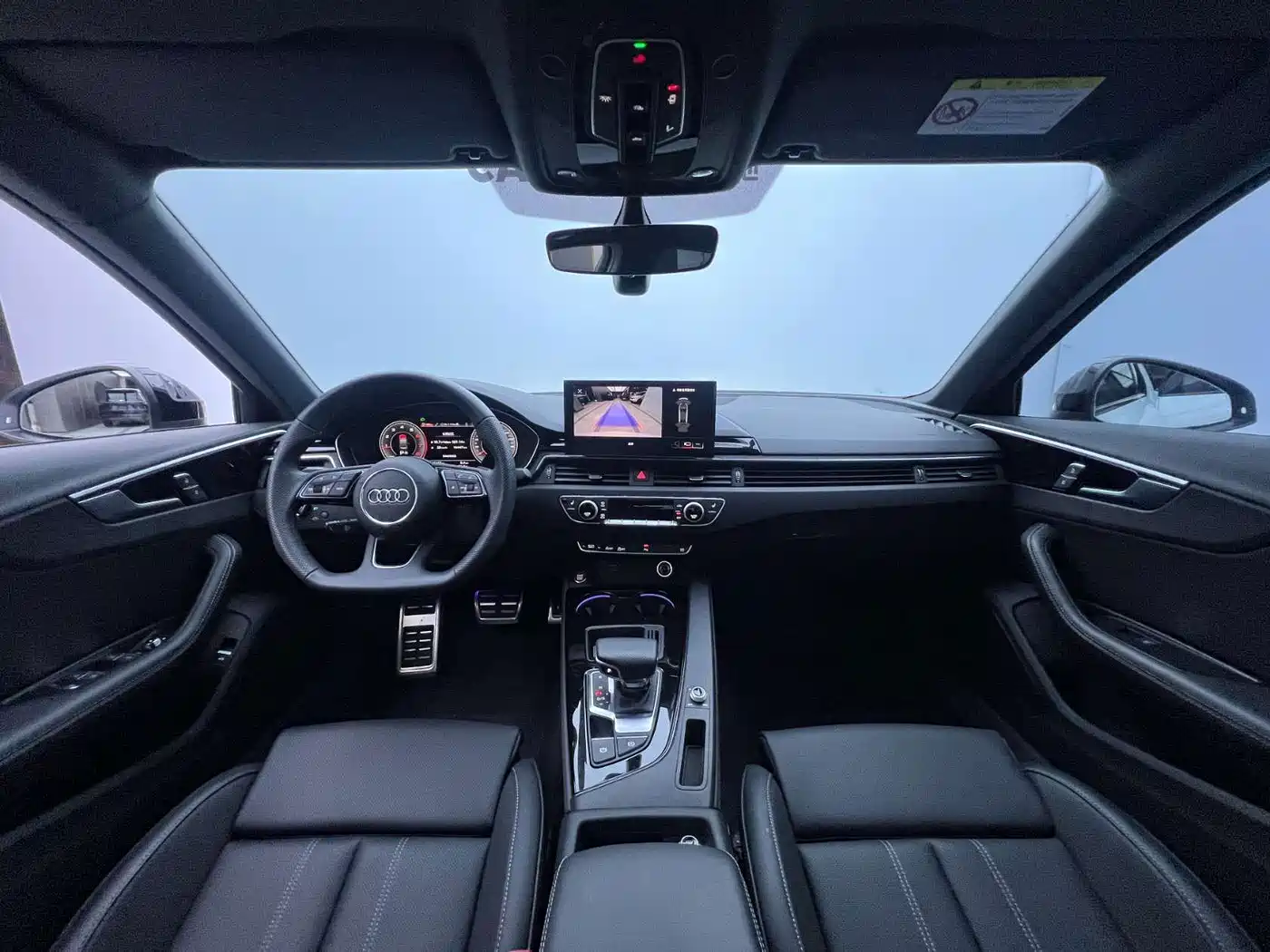 Audi A4L 2025 2025 2 Million Celebration Edition 40 TFSI Luxury Dynamic