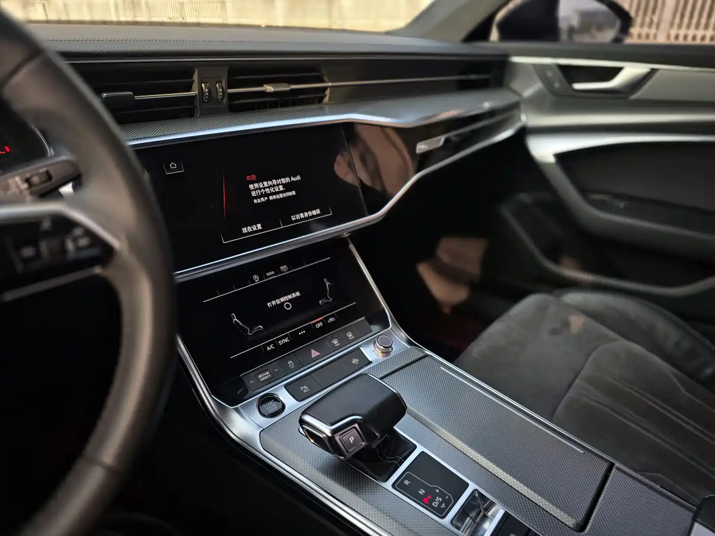 Audi A6L 2021 40 TFSI Luxury Elegance фото 12