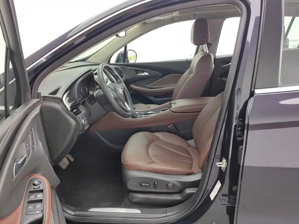 Фото 10 - Buick Envision Plus
