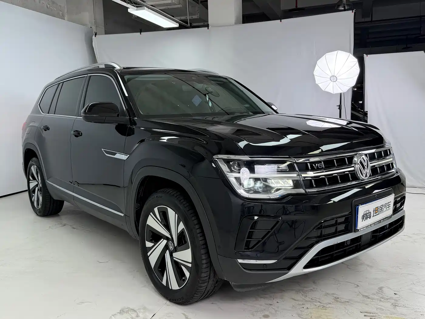 Volkswagen Teramont 2022 530 V6 4MOTION Premium Luxury фото 3