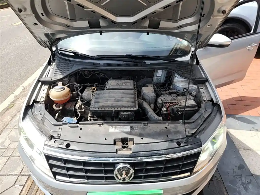 Volkswagen Jetta 2017 1.5L Automatic Fashion фото 20