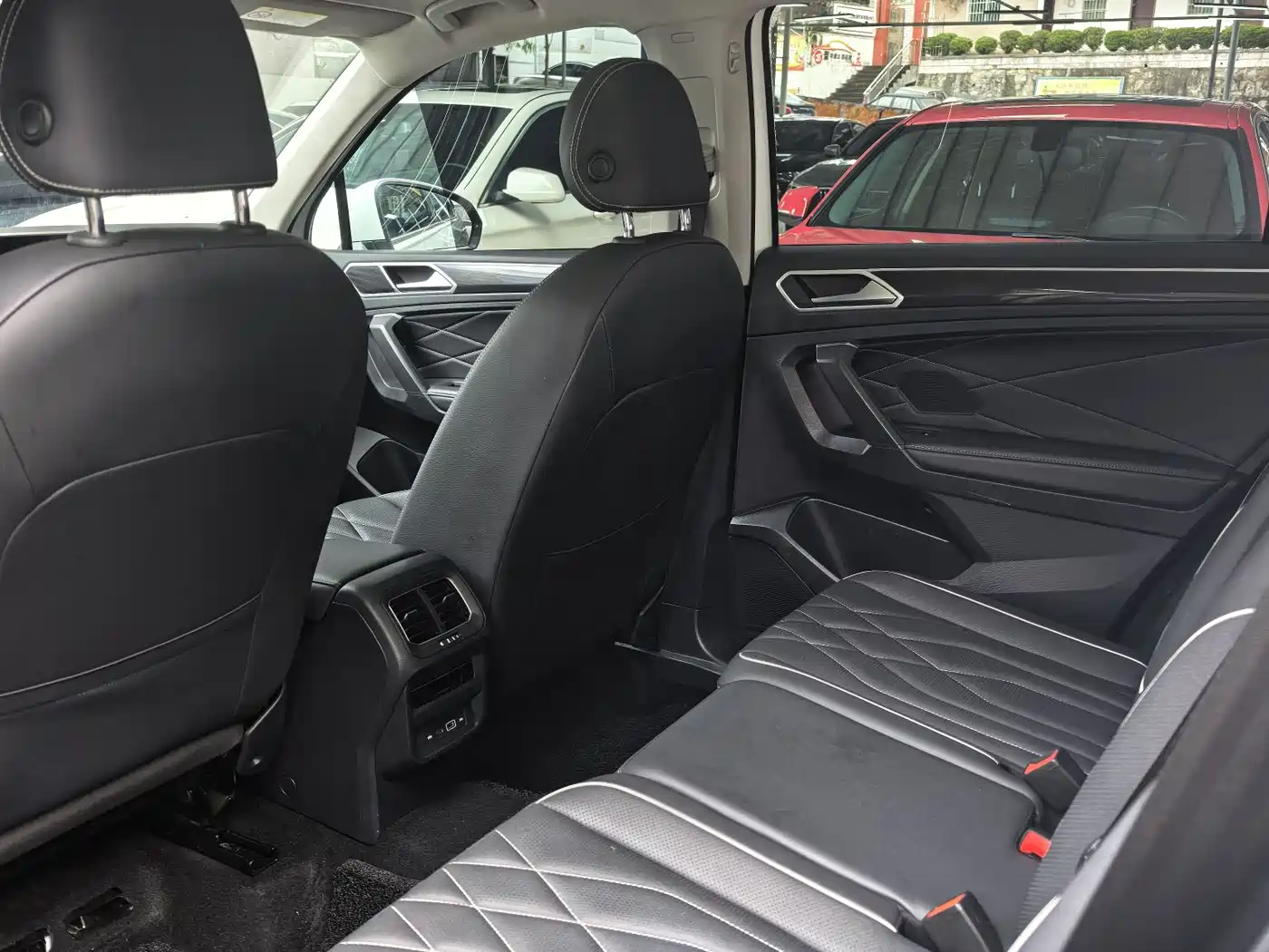 Volkswagen Tiguan L 2023 300TSI Automatic 2WD Smart Enjoyment Edition фото 7