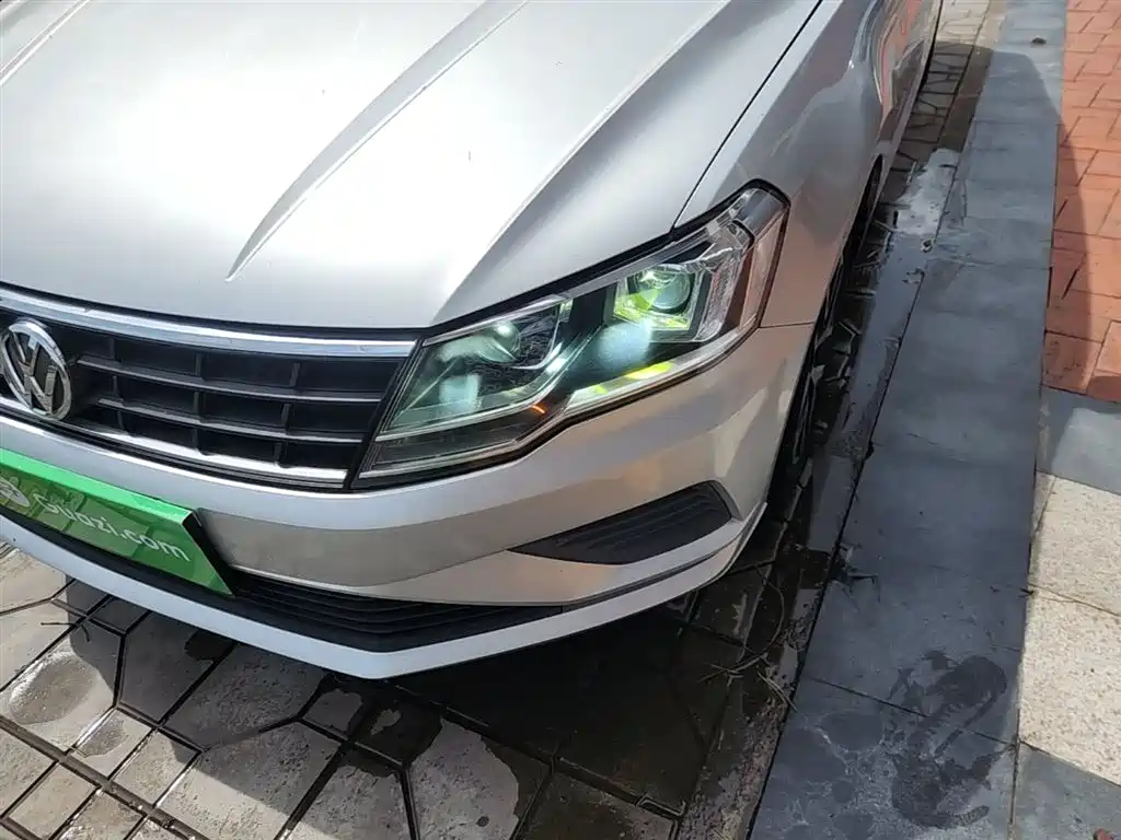Volkswagen Jetta 2017 1.5L Automatic Fashion фото 24