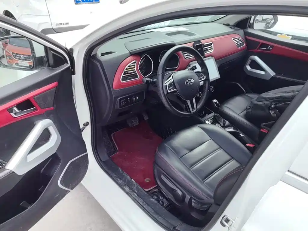 JAC Refine S2 2017 2017 1.5L CVT Luxury