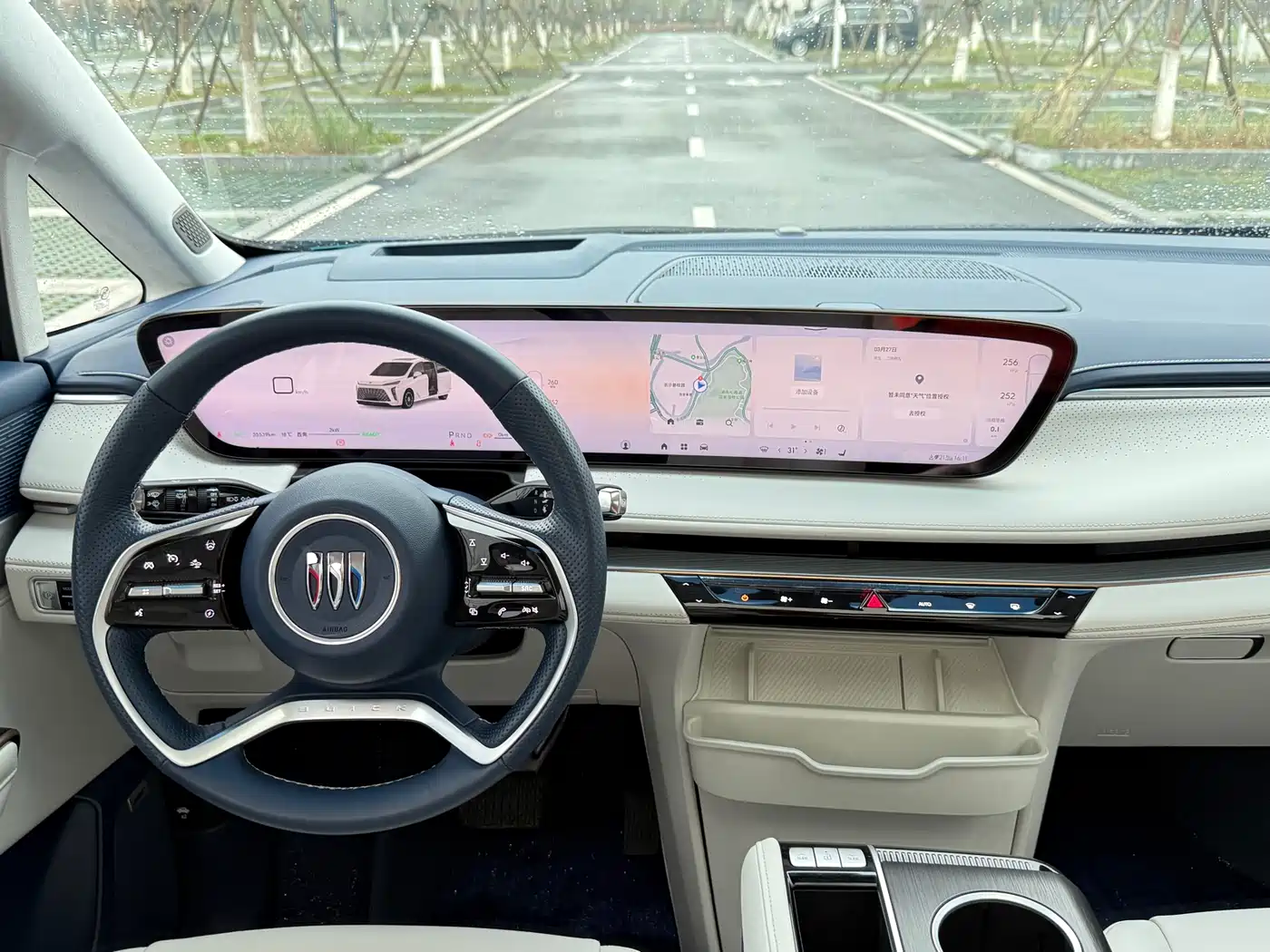 BUICK GL8 NEW ENERGY