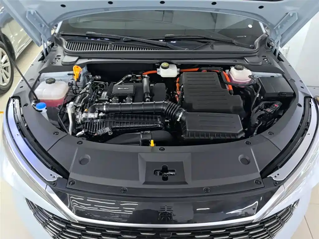 BYD Qin L 2025 DM-i Smart Drive Edition 80KM Leading фото 20