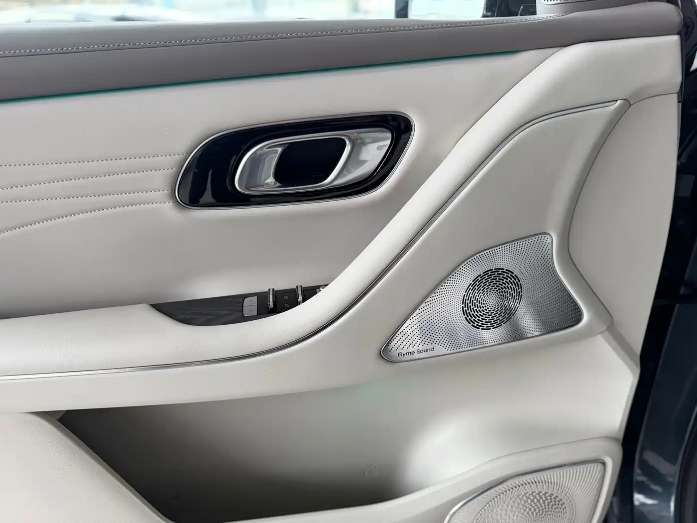 Geely Galaxy Galaxy M9 2025 Model 230km 2WD Explorer+ Edition фото 6