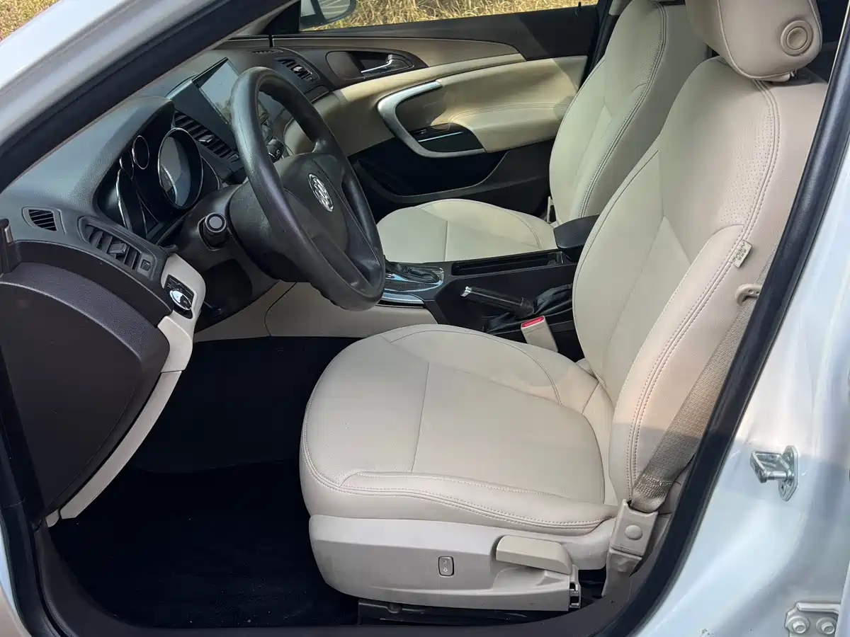 Buick Regal 2012 Model 2.0L Comfort фото 4