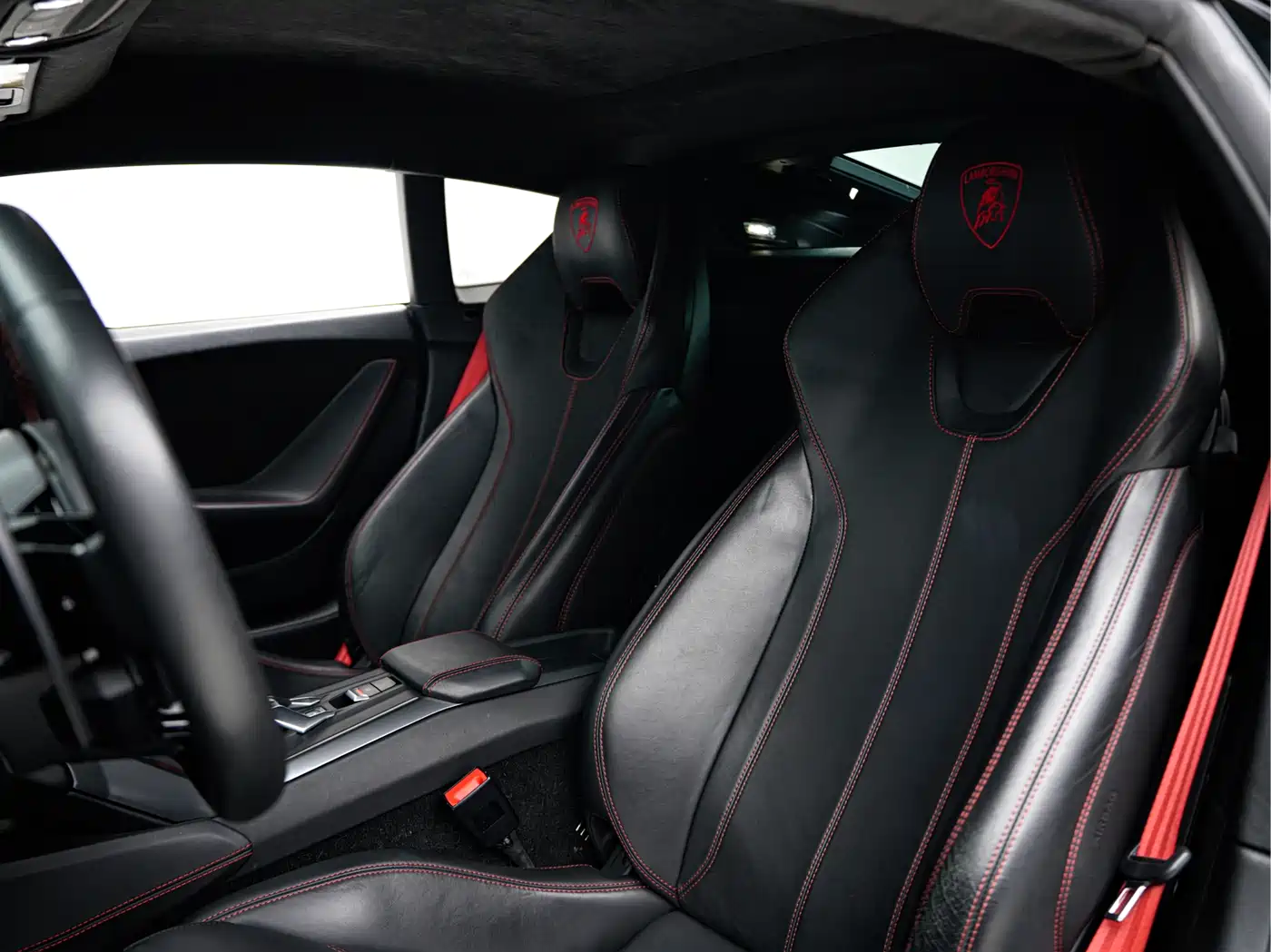 LAMBORGHINI HURACÁN