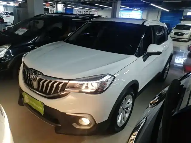 Zhonghua Zhonghua V3 2017 1.5L Automatic Smart