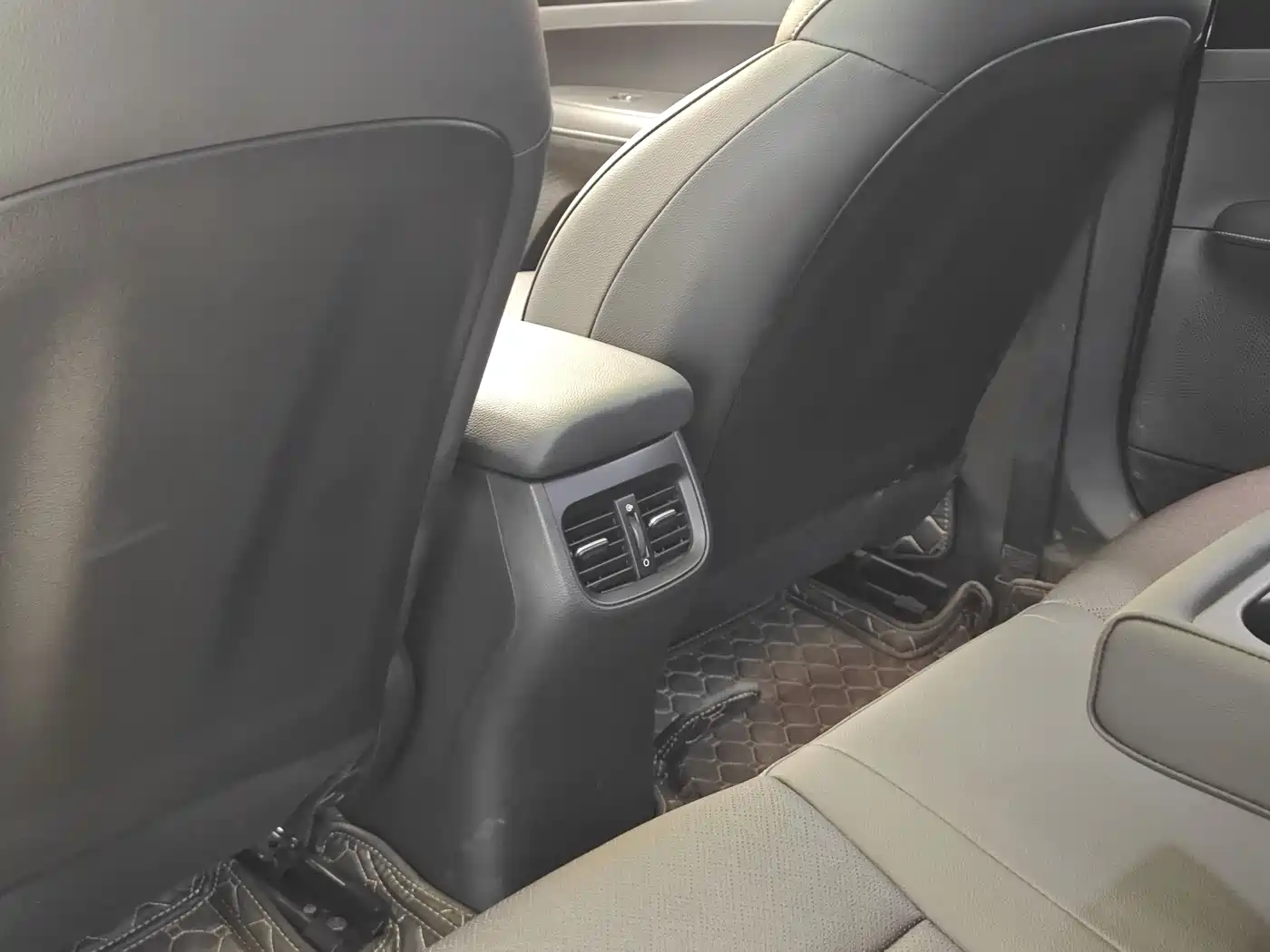 Kia K3 2019 1.5L CVT Smart Connect Edition фото 22