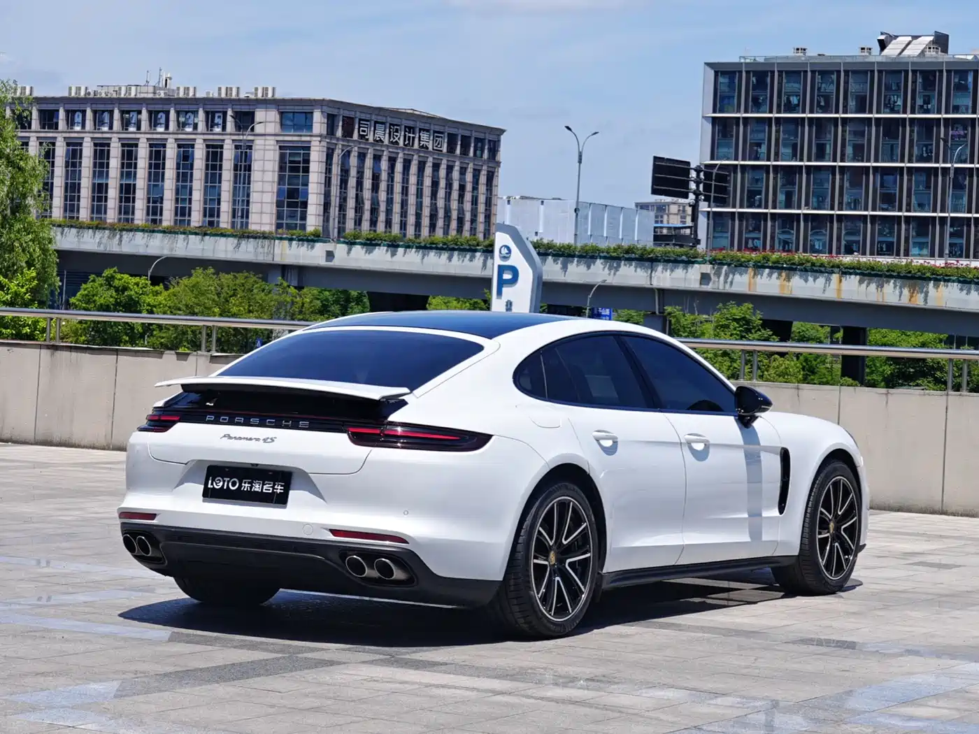 Porsche Panamera 2017 Panamera 4S 2.9T фото 4