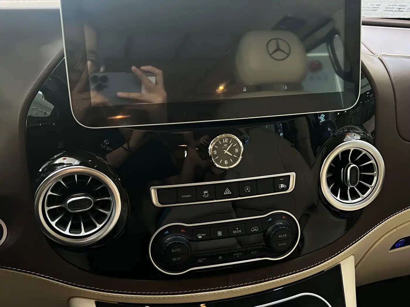 Mercedes-Benz Vito 2021 2.0T Elite 7-Seater фото 15