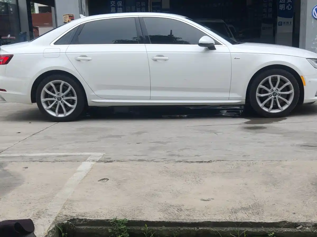 Audi A4L 2019 40 TFSI Fashion (China VI) фото 3