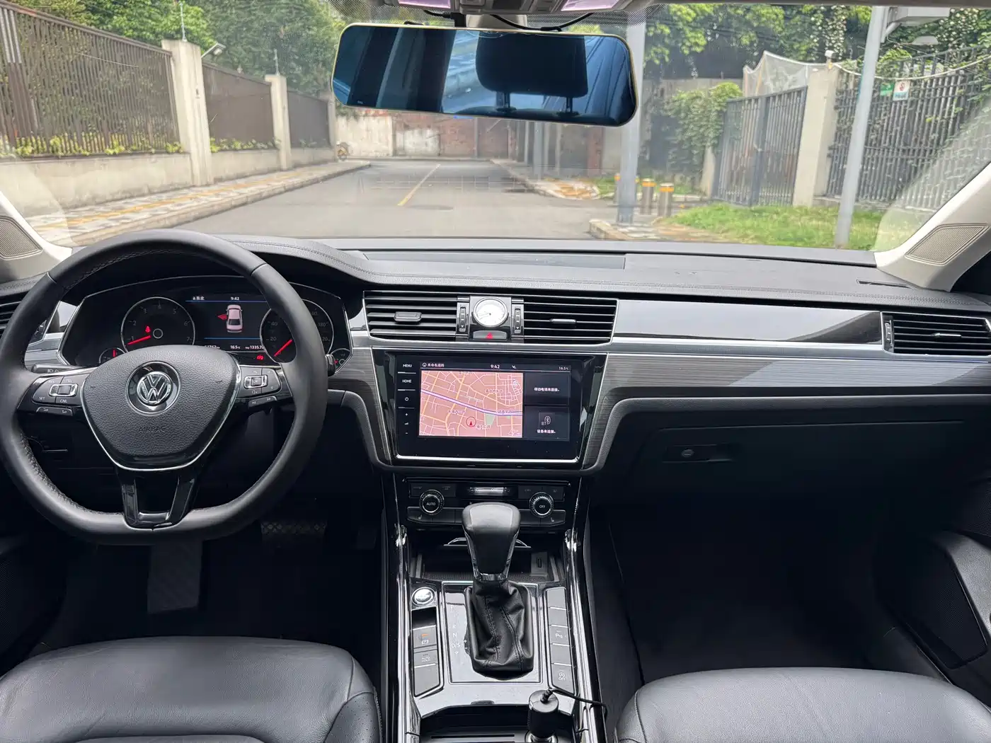 Volkswagen Phideon 2018 Facelift 380TSI FWD Business фото 21