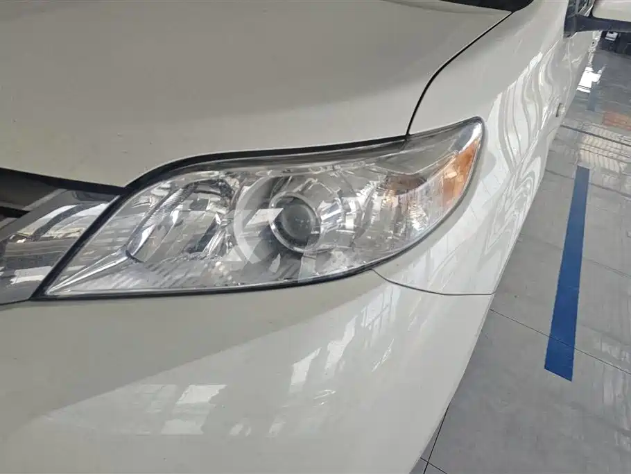 Toyota Sienna 2005 Model 3.3 XLE фото 5